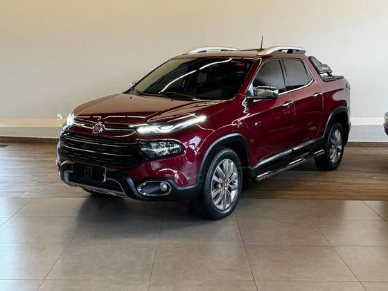 FIAT TORO 2.0 16V TURBO DIESEL RANCH 4WD AT9